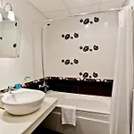 Blue Pearl Hotel