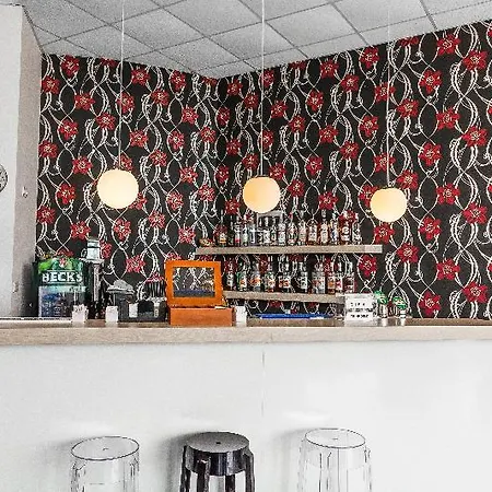 Blue Pearl فندق 4*