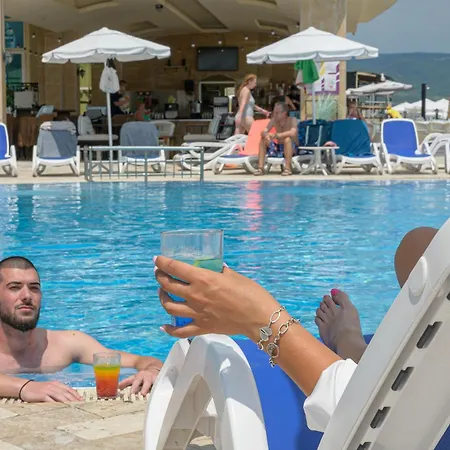 Blue Pearl 4* Sluneční pobřeží