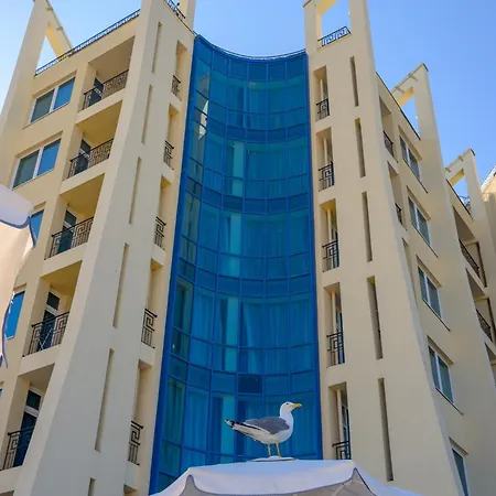 Blue Pearl Hotel 4*