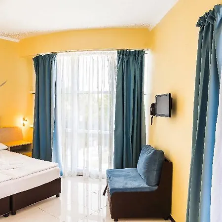Blue Pearl Hotel